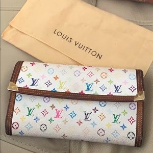 Louis Vuitton Authentic Portefeuille Tresor